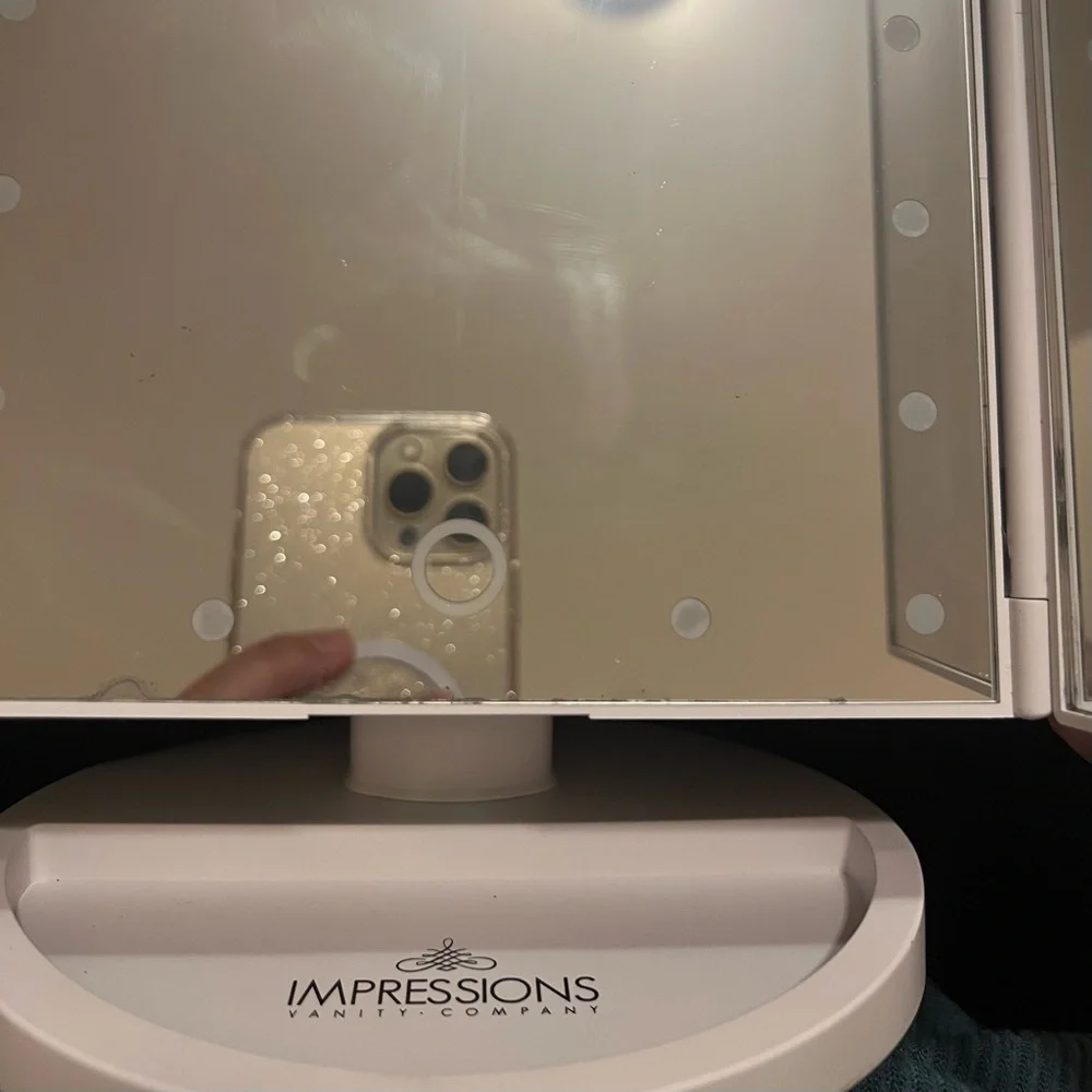 Touch trifold dimmable led Makeup Mirror